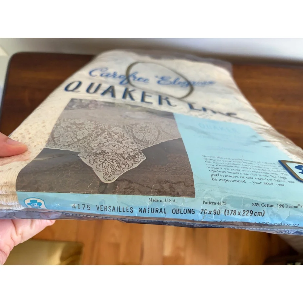 Vtg Quaker Lace Versailles Permanent Press Tablecloth Cover Natural Oblong 70x90
